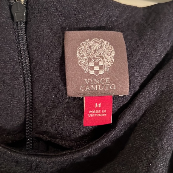 Beautiful Vince Camuto dress…Spring will be here before you know it! - Picture 3 of 5